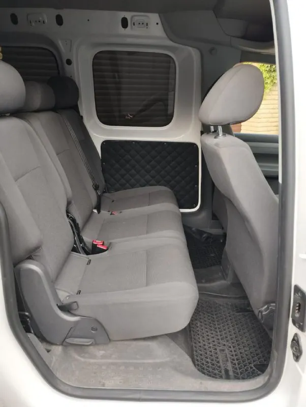 Volkswagen caddy maxi 2014. Заводской пассажир, 7 мест. Дизель 2.0,140лс. Мкп-6 ступеней. Два ключа, книжки. Круиз, кондей, родная магнитола с громкой связью, корректор фар, подогрев сидений, контроль прокола колес, заводской фаркоп и др. Пробег 350000. Проверка  на любом сто. 1650000руб. В российских документах будете первым собственником. +79499869505 михаил - фотография - 8