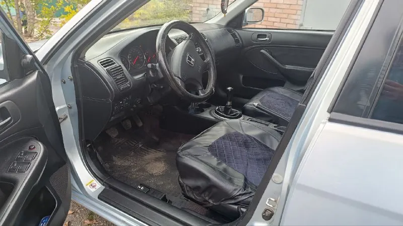 Продам honda сивик 2005 года выпуска 1.6 газ/бензин автомобиль в хорошем состоянии коробка передач механическая цена:520000 два комплекта резины на дисках все вопросы по телефону+79493124389 или телеграмм на этом же номере. автомобиль находится в г. ясиноватая 📲 tg: евгений 📞 звоните: +7(949)3124389 - фотография - 5