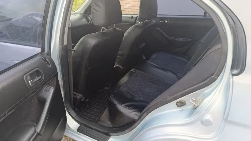 Продам honda сивик 2005 года выпуска 1.6 газ/бензин автомобиль в хорошем состоянии коробка передач механическая цена:520000 два комплекта резины на дисках все вопросы по телефону+79493124389 или телеграмм на этом же номере. автомобиль находится в г. ясиноватая 📲 tg: евгений 📞 звоните: +7(949)3124389 - фотография - 6