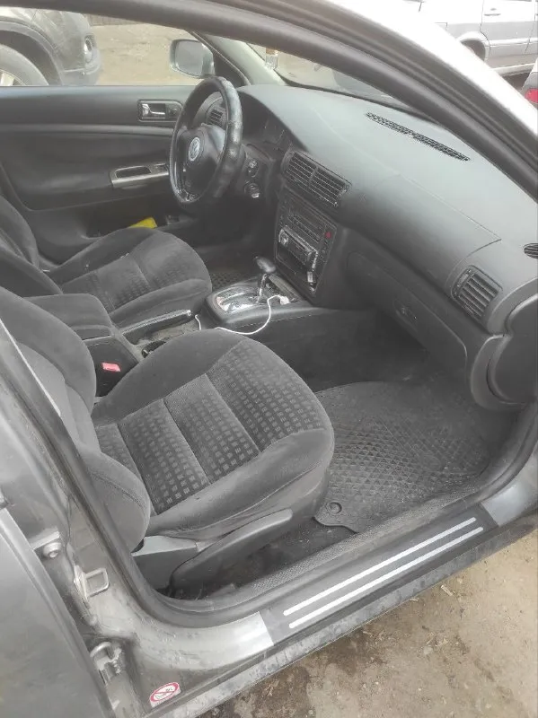 Продам volkswagen б5+ 2003 года! С 1.8 турбовым мотором на автомате! По технической части машина на твердую 4! Кузовом нужно позаниматься, но на езду не влияет! Цена 300 тысяч рублей с торгом!!!
Остальные вопросы по телефону +79493102574
📞 Звоните: +7(949)3102574 - фотография - 7
