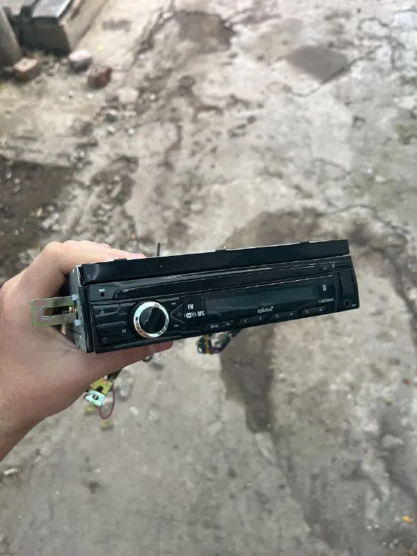 Продам магнитолу eplutus ca831 max на системе андроид с выездным 7-ми дюймовым экраном технические х... - фотография