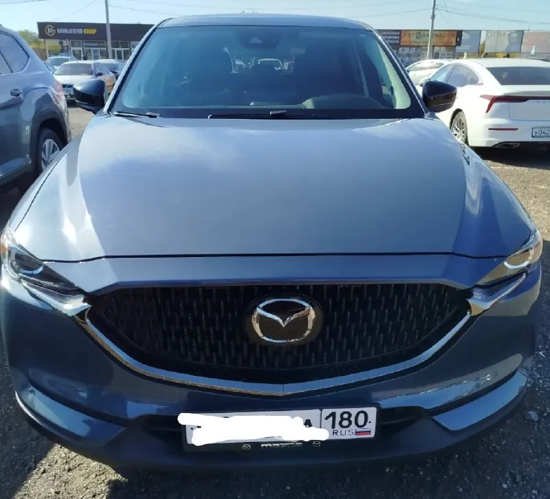 Супер редкая комплектация 2.5 turbo skyactive g(расход трасса 8.7 город 9.5), в кузове black carbon edition, авто японской сборки, максимальной комплектации, есть все диски 19"(black edition), два ключа, на зимней резины micheline, бес ключевой доступ, датчики мертвых зон, люк система курсовой устойчивости esp, акустическая мультимедиа bose ( с оригинальным сабвуфер), активный радар, полный электронный привод, салон черная кожа, красная строчка, руль и дверные карты черная кожа и карбоновые оригинальные вставки, планшетный монитор нового поколения, оригинальный коврики mazda в салоне и в багажнике, датчик света(с системой автоматического переключения дальний/ближний), люк, электро ручник с функцией автоматического снятия, датчик дождя, задняя крышка багажника с приводом, авто обслужено, масла фильтра поменял!авто без косяков, вложений не требует, сел и поехал!3100000руб. торг. +79494901338 📲 tg: олег 📞 звоните: +7(949)4901338 - фотография - 2