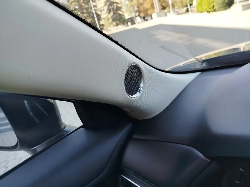 Супер редкая комплектация 2.5 turbo skyactive g(расход трасса 8.7 город 9.5), в кузове black carbon edition, авто японской сборки, максимальной комплектации, есть все диски 19"(black edition), два ключа, на зимней резины micheline, бес ключевой доступ, датчики мертвых зон, люк система курсовой устойчивости esp, акустическая мультимедиа bose ( с оригинальным сабвуфер), активный радар, полный электронный привод, салон черная кожа, красная строчка, руль и дверные карты черная кожа и карбоновые оригинальные вставки, планшетный монитор нового поколения, оригинальный коврики mazda в салоне и в багажнике, датчик света(с системой автоматического переключения дальний/ближний), люк, электро ручник с функцией автоматического снятия, датчик дождя, задняя крышка багажника с приводом, авто обслужено, масла фильтра поменял!авто без косяков, вложений не требует, сел и поехал!3100000руб. торг. +79494901338 📲 tg: олег 📞 звоните: +7(949)4901338 - фотография - 9