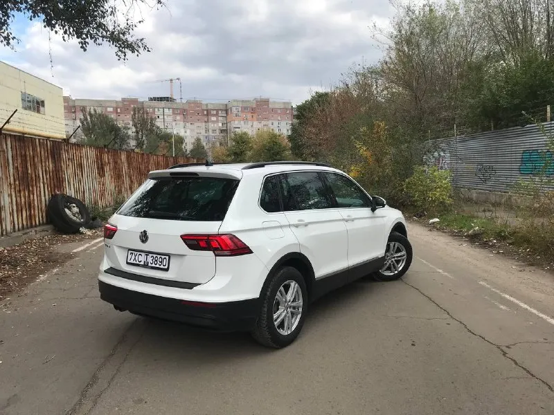 Продам volkswagen tiguan 2019
Двигатель 1.5 tsi бенз (150л. С)
Коробка робот, пер. Привод
Адаптивные лед фары, салон кожа, фулл эл. Сиденья, эл. Багажник, без ключевой доступ, старт-стоп, двухзонный климат, подогрев сидений, мультируль, парктроник 360, автодальний, удержание в полосе. ..
Оформление на вас, вы первый хозяин в птс!
Цена 2.350 мл
79591388323 Владимир
📞 Звоните: +7(959)1388323 - фотография - 4