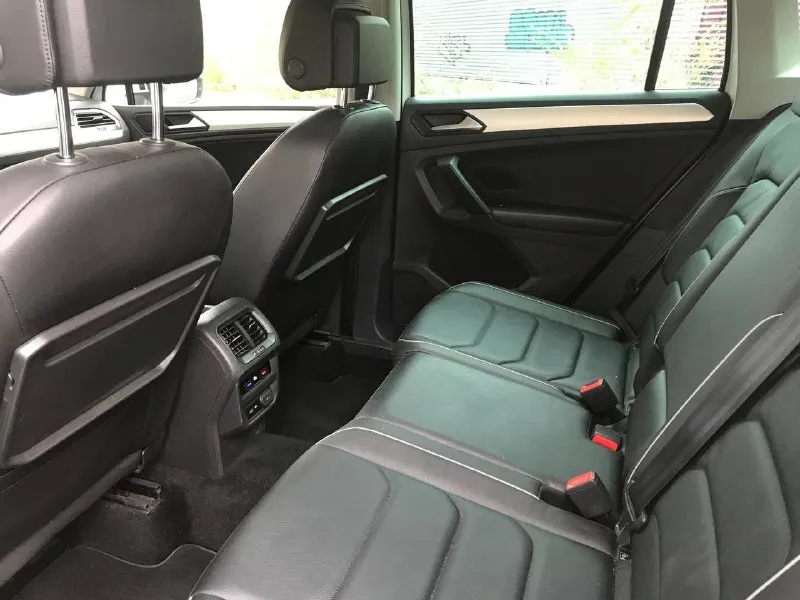 Продам volkswagen tiguan 2019
Двигатель 1.5 tsi бенз (150л. С)
Коробка робот, пер. Привод
Адаптивные лед фары, салон кожа, фулл эл. Сиденья, эл. Багажник, без ключевой доступ, старт-стоп, двухзонный климат, подогрев сидений, мультируль, парктроник 360, автодальний, удержание в полосе. ..
Оформление на вас, вы первый хозяин в птс!
Цена 2.350 мл
79591388323 Владимир
📞 Звоните: +7(959)1388323 - фотография - 9