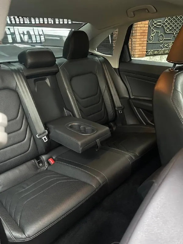 Volkswagen jetta 7 (2020г 6 мес)
- Sel premium
Машиной владею 2 года.
Пробег родной: 66 000 км, любые проверки приветствуются. Авто русифицирован.
Мотор 1.4 tsi работает идеально, масло не ест, не троит. Замена масла в моторе каждые 7000 км.
Коробка акпп надежный aisin, работает отлично, без пинков, рывков.
Установлен руль с лепестками все работает.
Функционал : автозапуск с ключа, датчик давления шин, датчик дождя, кожаный салон, безрамочное зеркало, в экстренной ситуации машина затормозит сама), мультируль, электропривод водительского сидения, обогрев зеркал, обогрев заднего стекла, датчики слепых зон, датчик света, подогрев всех сидений климат контроль (2-х зонный), камера заднего вида, обдув сидений. Подсветка салона.

Установлена сигнализация starline управление машиной смартфоном с слежением со спутника.

Машина вложений не требует, в комплекте зимняя резина ( 1 сезон откатал )

Цена: 2 180 000
Торг за срочность готов на вашем сто любые проверки.

79953988810
Tg: @nestviks - фотография - 4