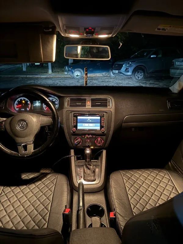 Продам volkswagen jetta 2011 года выпуска, мотор 2.5 атмосферный, (6-ти ступенчатый aisin), пробег 118.000 миль, в комплектации кожаный салон, люк, подогревы сидений, борт компьютер, мультируль. Машина вложений не требует, работает все что должно работать. Цена 900
+79495730450
📲 Tg: псих
📞 Звоните: +7(949)5730450 - фотография - 7