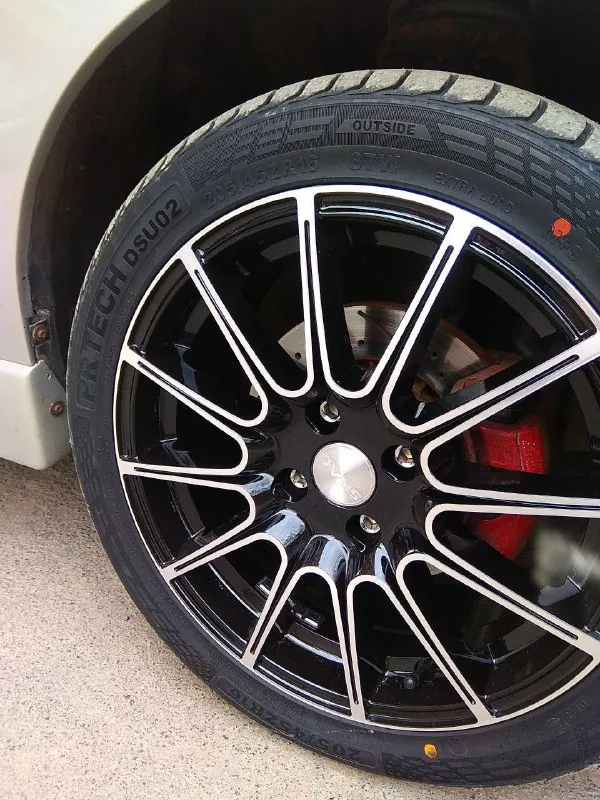 Продам daewoo lanos 1.6, 2006 года выпуска. автомобиль полностью исправен и не требует вложениний. авто стоит на учёте днр, полный пакет документов готов к переоформлению на нового владельца. двигатель объемом 1.6 литра. машина оснащена двумя подушками безопасности. кондиционер. на автомобиле установлены литые диски r16, которые не только придают машине современный и привлекательный вид, но и улучшают управляемость. усиленные тормоза (передние диски — 280 мм, задние — 261 мм) делают движение более уверенным и безопасным. тормоза служат значительно дольше и обеспечивают эффективное торможение при любых условиях. машина ухожена, своевременно проходила все то, не требовала крупных вложений. цена 300 тысяч. тел. +79895136372 - фотография - 9