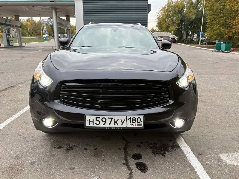 Инфинити fx35 2010. очень достойная. денег на неё не жалею. в живую, уверен, не разочарует. машина о... - фотография