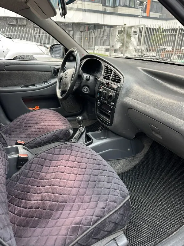 Родаю ланос он же шанс 2011 г выпуска в максимальной комплектации мотор 1.5 л. с родным пробегом 128 т. км в авто имеется кондиционер гур, абс 2 стеклоподъемника ц. замок магнитола авто в идеальном состоянии без дтп, 1 окрас переднее крыло без шпаклевки кузов без гнили техническая часть без каких либо вложений работает все что имеется в даном авто юридически кристально читая автотека зеленая без дтп без выплат 2 собственника цена 365 т +79496168672 г донецк - фотография - 10