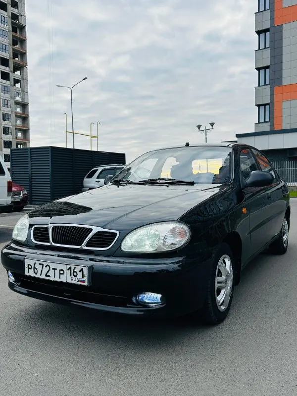 Родаю ланос он же шанс 2011 г выпуска в максимальной комплектации мотор 1.5 л. с родным пробегом 128 т. км в авто имеется кондиционер гур, абс 2 стеклоподъемника ц. замок магнитола авто в идеальном состоянии без дтп, 1 окрас переднее крыло без шпаклевки кузов без гнили техническая часть без каких либо вложений работает все что имеется в даном авто юридически кристально читая автотека зеленая без дтп без выплат 2 собственника цена 365 т +79496168672 г донецк - фотография - 2