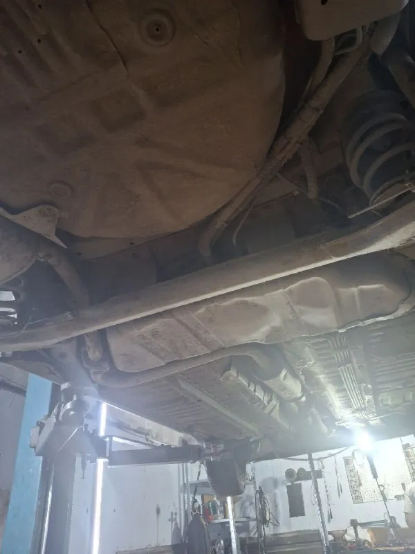 Продам daewoo sens 2006 г. машина с салона в одной семье, на учёте стоит на мне. пробег 102.000 была заменена мкпп, обслужена ходовая часть, частично тормозная система. хорошая музыка мотор масло не ест. машина стоит без движения пару месяцев, продажа за ненадобностью, кузов не гнилой, днище в отличном состоянии. на 15м литье, могу отдать комплект 13х штампов. из вложений: нужно сделать схождение, заменить фильтр в бензонасосе и по мелочи. лкп частично подкрашено на скорую руку во избежание коррозии. телефон для связи: +79493173073 машина находится в с. любовка, волновахского района. цена 165.000 рублей - фотография - 5