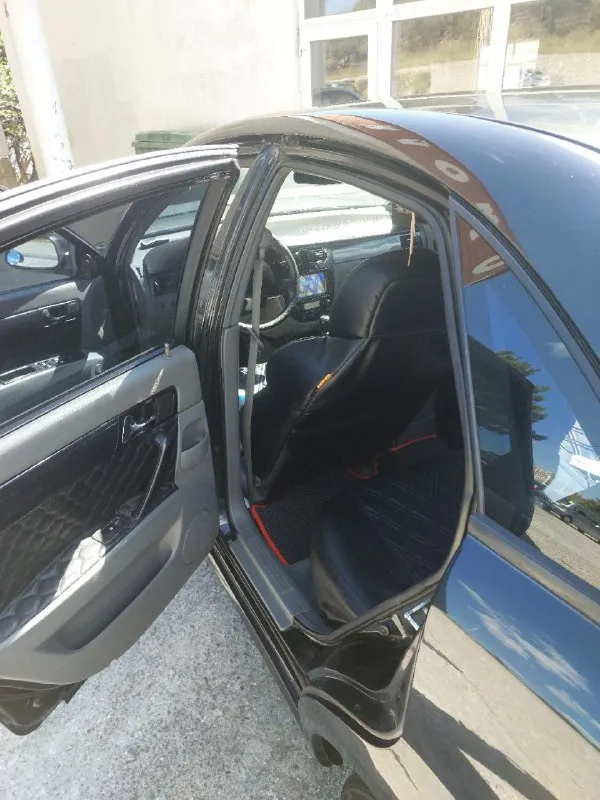 Chevrolet lacetti1.6mt (корейская сборка), 2007г. автомобиль в отличном состоянии, приятный и ухоженный салон, гнили и ржавчины нет совсем, двигатель и коробка работают в штатном режиме, ходовая перебранная, климат контроль работает отлично. пройдено то, заменены все расходники, тормоза новые. стоит зима липучка, лето в подарок авто в дтп не участвовал. вложений никаких не требует. цена 650к донецк тел. +79900143837 - фотография - 3