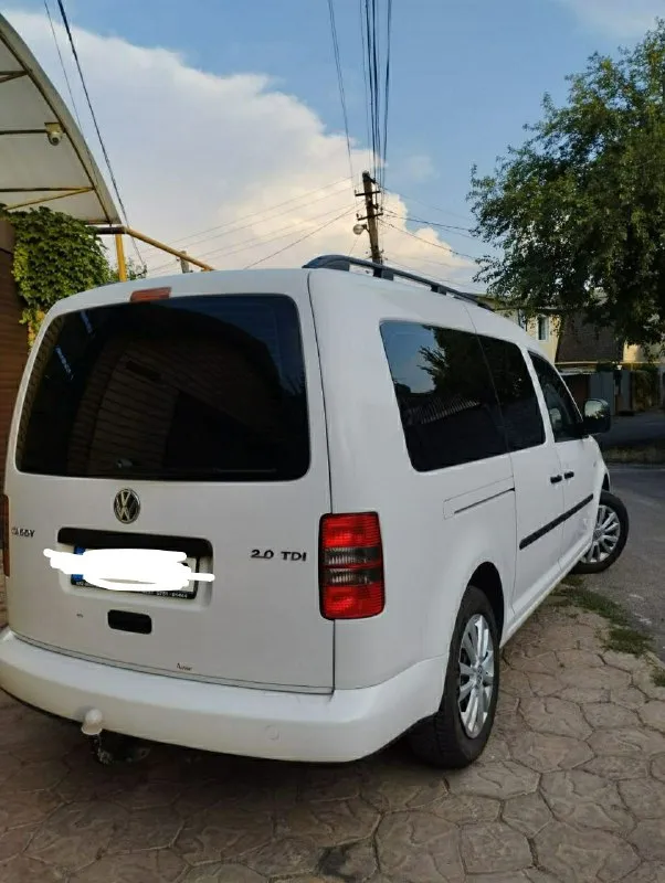 Volkswagen caddy maxi 2014. Заводской пассажир, 7 мест. 2.0,140лс. Мкп-6 ступеней. Два ключа, книжки. Круиз, кондей, родная магнитола с громкой связью, корректор фар, подогрев сидений, контроль прокола колес, заводской фаркоп и др. Пробег 350000. Проверка  на любом сто. 1650000руб. В российских документах будете первым собственником. +79499869505 михаил
📞 Звоните: +7(949)9869505 - фотография - 3