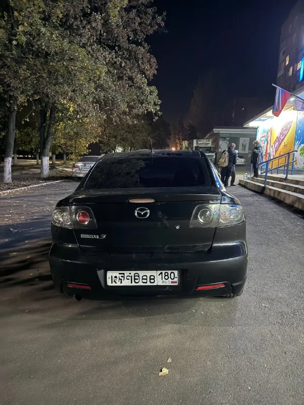Продаю mazda 3 bk машина в хорошем состоянии, пробег 200.000 км, 2007 год выпуска ❗️ по техничке все работает ❗️ из минусов: - для данных машин - это слабый металл. есть недочеты по порогам и мелкие сколы по кузову (ничего критичного нету) 🚨была сделана капиталка мотора, заменены вкладыши, кольца, коленвал, и шатун 1 ❗️ литые оригинальные диски с новой резиной ikon (отъездила 1 сезона) ❗️ редкая комплектация sport, мотор 2.0 на механической 6-ти ступенчатой коробке передач (ездили на ней очень аккуратно и только по городу). ❗️ полностью работающий 1-зонный климат контроль. ❗️ если нужны фото и тд в лс связь +79494959427 (телеграмм на этот же номер, желательно писать ) ❗️ город торез ❗️цена 550.000 рублей торг у капота 📞 звоните: +7(949)4959427 - фотография - 5