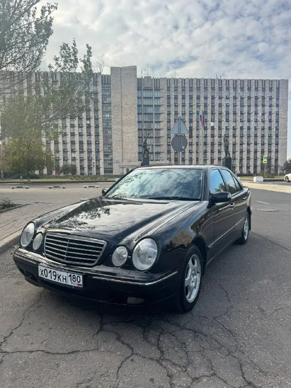 Продам собственный автомобиль mercedes e280, w210, 2001 года выпуска, задний привод, в кузове черног... - фотография