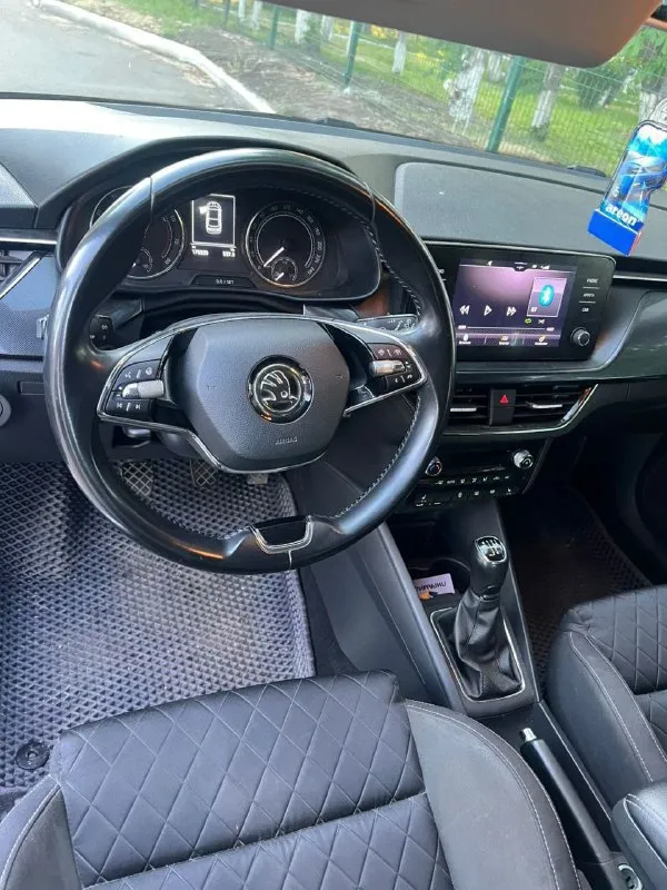 Skoda rapid ( skoda рапид) 2020г. в. пробег 174.000т. км (оригинальный) 1.6 mpi кпп механика 5 ст. 2 владельца 2 ключа 2 комплекта резины (зима nokian) (лето continental) диски литые r16 сервисная книга (со всеми заказ нарядами) мульти руль ( с подогревом) электро зеркала (с подогревом) климат контроль 4 электро стеклоподьемника подогрев всех сидений (комбинированные тряпка с алькантарой) подогрев лобового и заднего стекла хорошая мультимедиа адаптивно линзовая оптика (автоматический подсвет обочины)(птф галоген) функция (проводи домой) датчик света датчик дождя круиз контроль из заводских допов (чёрная крыша, лип спойлер) автомобиль в отличном состоянии (вся в родном окрасе!!!) любые проверки цена 1.500.000т. р. (хорошим людям хороший торг) город осмотра (антрацит, красный-луч) номер для связи +79592048737 +79591006040 больше автомобилей у нас на страницах телеграм t. me/andrey_ser. .. вконтакте vk. com/id863249188 однокласники ok. ru/profile/58.. . 📞 звоните: +7(959)2048737 - фотография - 8