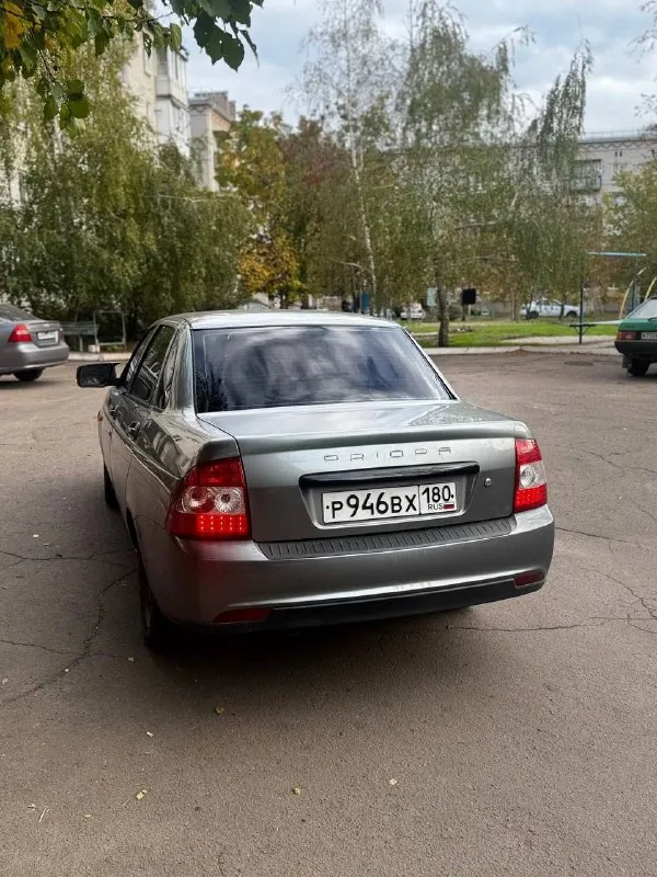 Продам приору машина на полном ходу, 15.000км назад делали капиталку мотора (клапана не гнет), ходовая вся перебиралась, поставил стойки опорники ss20, салон ухоженный стоит хорошая музыка, машина делалась для себя, стоит вся трасса stt приятный не громкий звук, поставил дорогие туманки, лапочки свет светит отлично, цена 335.000₽ + торг 📱+79497056389 находится машина в волновахе. - фотография - 3