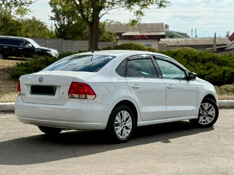В продаже в луганске.
Volkswagen polo ( volkswagen поло)
Объем мотора: 1.6 бензин mpi
Коробка передач: механика
Привод: передний
Пробег: 168 тыс км
Год: 2014
800 000 Руб торга нет!
Автомобиль в идеальнейшем состоянии. Комплектация максимальная:
- Подогревы сидений
- Противотуманки
- Климат контроль
- Электропакет полный
- Штатная музыка
- Кожаный руль
Оригинальный пробег, один собственник, полностью в родной краске, зеленая автотека, всю жизнь в краснодарском крае(рыжиков и т. Д. Нет и никогда не было). Полностью обслужен.
Возможен трейд-ин
Возможна продажа в кредит
+79591833226 (Если нет связи-whatsapp, telegram(lugovska1a))
📞 Звоните: +7(959)1833226 - фотография - 3
