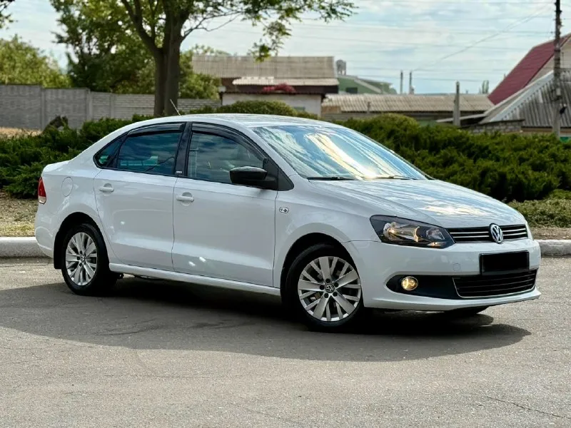В продаже в луганске.
Volkswagen polo ( volkswagen поло)
Объем мотора: 1.6 бензин mpi
Коробка передач: механика
Привод: передний
Пробег: 168 тыс км
Год: 2014
800 000 Руб торга нет!
Автомобиль в идеальнейшем состоянии. Комплектация максимальная:
- Подогревы сидений
- Противотуманки
- Климат контроль
- Электропакет полный
- Штатная музыка
- Кожаный руль
Оригинальный пробег, один собственник, полностью в родной краске, зеленая автотека, всю жизнь в краснодарском крае(рыжиков и т. Д. Нет и никогда не было). Полностью обслужен.
Возможен трейд-ин
Возможна продажа в кредит
+79591833226 (Если нет связи-whatsapp, telegram(lugovska1a))
📞 Звоните: +7(959)1833226 - фотография - 4
