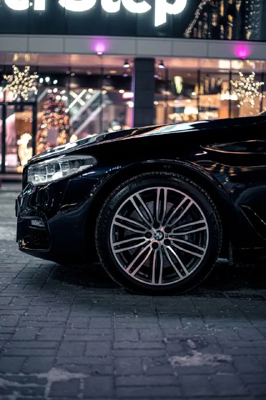 Bmw g30 540i 2017г. 3.0 бензин. b58 gen1. возможно продажа с летними дисками (ковка r20 2k forged) и резиной mps4s! в отличном состоянии всегда обслуживания вовремя! масло каждые 5000км! обслуживалась в m service 61 в ростове! по машине: - камеры 360, круговой обзор, все ассистенты! тормоза 374мм, пред топ, в народе лучшие помимо 395 в машине установлен чип от mg flasher (без лютых стейджов! есть возможность выката в сток!) кастом выхлоп от atm, даунпайп, трасса, банка, без заслонок(есть возможность поставить) очень бархатистый звук! - кованые диски 2k forged! 20 размера. настоящая ковка. крепкие и легкие! - так же в комплекте зимние диски r19 ориг на мишке, лето тоже на michelin pilot sport 4s! - стоят пружины vogtland -30 (стоковые отдам в подарок) - charge pipe от cts! - тормоза передние новые - задние 25тыс - колодки новые в круг. - за машину не стыдно! только 100 бензин. любые проверки! ни одной не оригинальной запчасти! с продажей не тороплюсь, 📞 звоните: +7(949)1317666 - фотография - 5