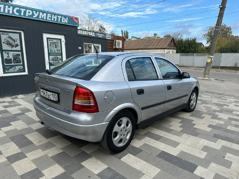 ❗продам opel astra g❗ год выпуска 2000, 1.8 (x18xe самый надежный и без масложора), коробка: автомат пробег: 306.500км (родной) ✅цена: 475.000 руб небольшой торг 📑любой вид переоформления, я вписан в птс. 2 хозяина. vin: wolotgf48y5186466 ♻автомобиль в отличном состоянии. в идеале, масло не берет, работает ровно, тянет хорошо. коробка работает отлично, без пинков и рывков, ходовая вся мягкая и сбитая. ♻комплектация: усилитель руля, стеклоподъемники, кондиционер (заправлен и полностью обслужен), центральный замок, электрорегулировка боковых зеркал, abs, esp, подушки безопасности. 🏠осмотр днр, г. амвросиевка подробности по телефону: +79493060188 (telegram, whatsapp) 📞 звоните: +7(949)3060188 - фотография - 3