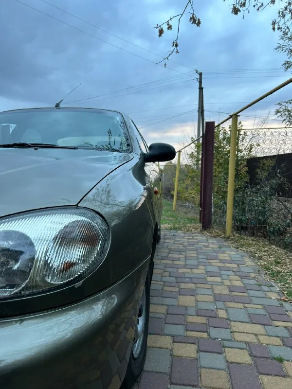 Продам: daewoo sens 2003 г. в. ✅польский кузов 👍🏻 нет рыжиков от слова совсем!!! ✅двигатель 1.3 в отличном состоянии💣 ✅пробег 183 т. км родной 💯% ✅коробка в отличном состоянии 🚀 ✅ходовая часть на 5 ✅салон чистый, не курили 🚭 ✅один хозяин, птс оригинал! ✅документы в порядке 📃 ✅гаражное хранение 📞 +7 (959) 553-11-10 александр 📞 звоните: +7(959)5531110 - фотография - 4