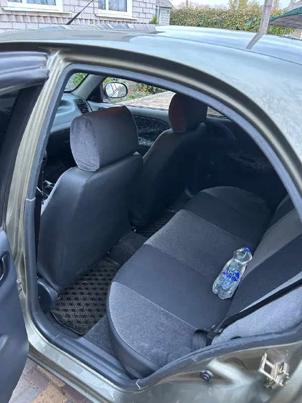 Продам: daewoo sens 2003 г. в. ✅польский кузов 👍🏻 нет рыжиков от слова совсем!!! ✅двигатель 1.3 в отличном состоянии💣 ✅пробег 183 т. км родной 💯% ✅коробка в отличном состоянии 🚀 ✅ходовая часть на 5 ✅салон чистый, не курили 🚭 ✅один хозяин, птс оригинал! ✅документы в порядке 📃 ✅гаражное хранение 📞 +7 (959) 553-11-10 александр 📞 звоните: +7(959)5531110 - фотография - 7