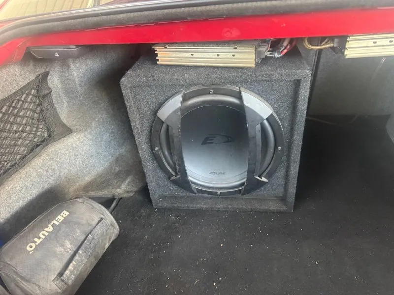 Bmw е46 м3, 2002 г. вложений не требует, все работает идеально, хорошая музыка, состояние на 5, +79591126615 цена 1600000 📞 звоните: +7(959)1126615 - фотография - 3