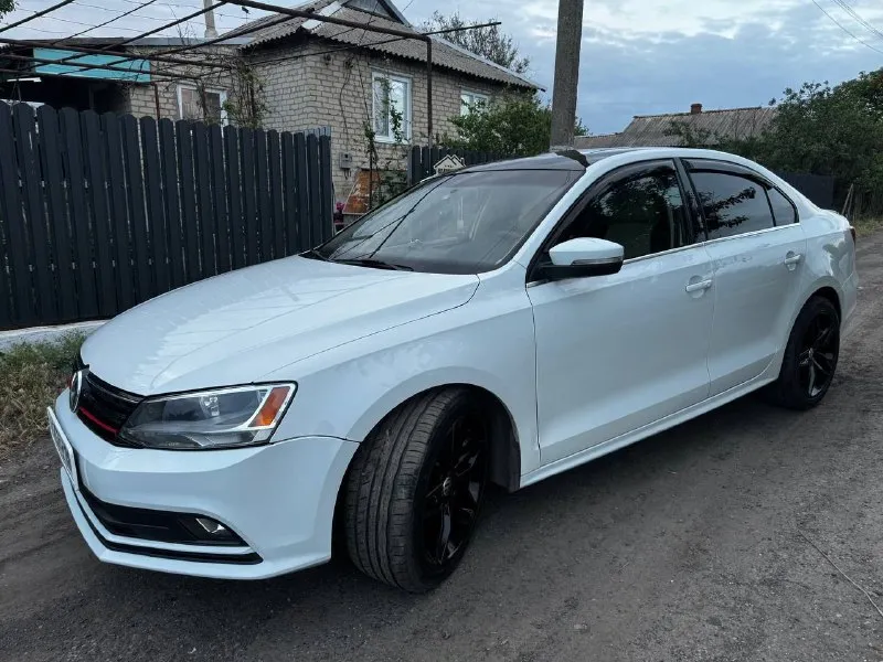 Продам volkswagen jetta
Год: 2014
Объем: 1.8 tsi sel
Коробка: автомат (aisin)
Пробег:130000миль
Комплектация : кнопка старт-стоп, круиз контроль, системы esp, abs, центральный замок, бортовой компьютер, штатная мультимедия, мультируль,2 комплекта легкосплава r17-r18,выглоп от атм регулируемый.
Цена 1.150🍋
+79496284620
📲 Tg: wladislav
📞 Звоните: +7(949)6284620 - фотография - 2