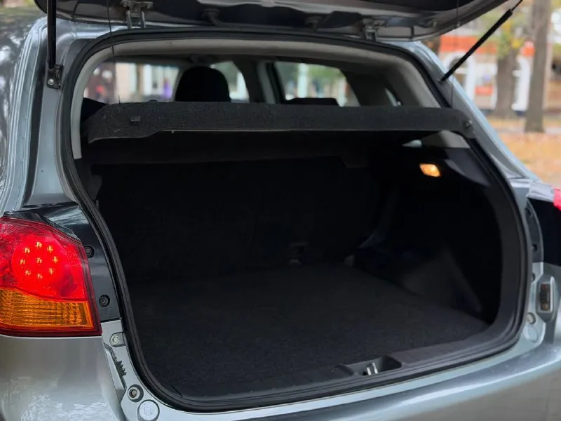 Продам mitsubishi asx год:2014 пробег :132.000 двигатель:1.6 коробка :механика без дтп автомобиль в идеальном состоянии за машину не стыдно полностью обслужен от а до я ходовая работает идеально без посторонних звуков 3.500км назад было полное обслуживание за машину не стыдно готов на любые проверки за ваш счет комплектация:, подогрев стекол, подогрев сидений, кондиционер рабочий, bluetooth, в машине есть все для удобства цена: 985.000 +79495278015 - фотография - 6