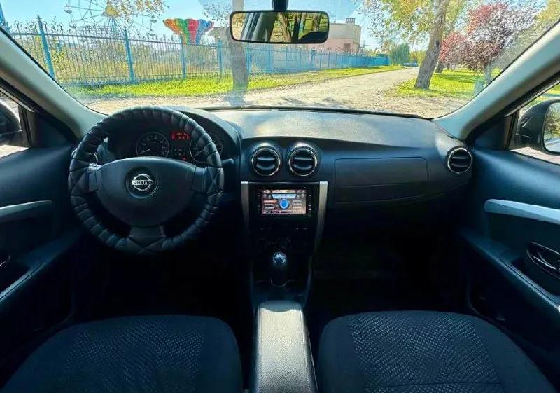 🚘 nissan almera g15 💰цена: 850 000р. 🏢город: мариуполь 📅год выпуска: 2014 🧾пробег: 138 600 км. ⚙️двигатель: 1.6 16v ⛽топливо: бензин ⚙️кпп: механика 📞 телефон: +7-949-727-41-51 +7-949-551-91-52 +7-989-263-55-56 💾 описание: ✅ заводская краска 100%. ✅ оригинальный пробег. ✅ южная эксплуатация. nissan almera g15 - это третье поколение седана nissan, автомобиль b-класса, известный своей надежностью, просторным салоном и вместительным багажником. производился на базе renault logan с технологией горячего цинкования кузова. 🚙 двигатель k4m 1.6 16v 102 л. с. самый лучший в линейке, едет шикарно, ходовая без посторонних звуков, мягкая, высокий клиренс. кондиционер, гур, abs, 2 airbag, подогрев сидений, птф, 2 din магнитола, центральный замок, 2 ключа. улица шевченко 2️⃣6️⃣9️⃣ 🏦 возможна продажа в кредит по двум документам. - фотография - 8