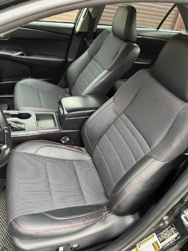 Toyota camry 50 se 2016 6 ступеней 2.5 (2ar-fe), 181 л. с. пробег — 141 000 км цвет: синий перламутр. внешне и технически — в идеальном состоянии. вся безопасность на месте, стёкла родные. автомобиль полностью покрыт керамикой. зоны риска в бронеплёнке (капот, крылья, бампер, стойки, зеркала, полоска на крыше, решётка радиатора, фары, пространства под ручками, пороги). днище и арки обработаны. машиной владею с 2019 года, не перекупщик. произведены две частичные замены масла в (ravenol t-ws) с заменой фильтра. масло в двигателе — каждые 7 000 км ( toyota 0w-20, оригинал), закупалось напрямую у поставщика «рустранс-логистик». фильтры — оригинал. тормозная жидкость — ate. колодки по кругу — nibk. комплектация: салон из комбинированной кожи, камера заднего вида, мультируль с лепестками переключения передач, электрорегулировка сидений, кондиционер, круиз-контроль, эл. усилитель руля, бортовой компьютер, обогрев зеркал, гу: usb, bluetooth, hands-free. +7 ( 📞 звоните: +7(949)8005777 - фотография - 4