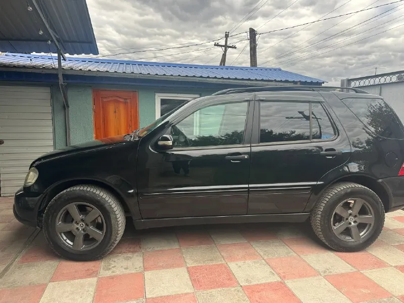 Продам mercedes мл 2,7 !!! машина моя, полностью обслужена, на контрактном моторе, вписан в птс, новая резина, акб, хорошая 🎵 1,200 +79591300099 📞 звоните: +7(959)1300099 - фотография - 2