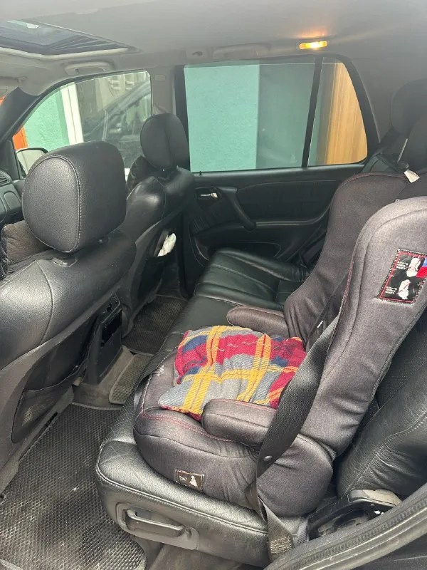 Продам mercedes мл 2,7 !!! машина моя, полностью обслужена, на контрактном моторе, вписан в птс, новая резина, акб, хорошая 🎵 1,200 +79591300099 📞 звоните: +7(959)1300099 - фотография - 3