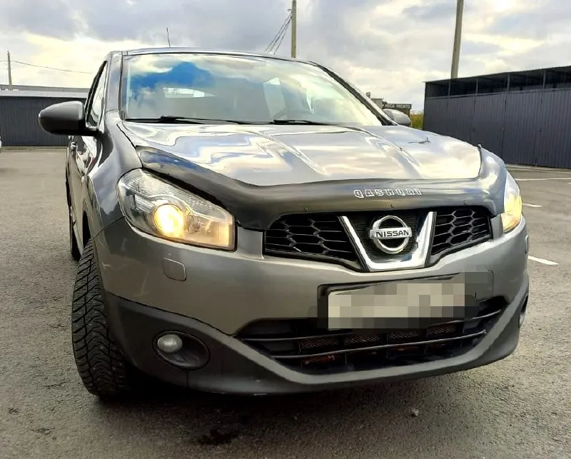 Продаю автомобиль nissan qashqai 2012 года в отличном состоянии для своих лет. один владелец с момента покупки. пробег родной. автомобиль в заводском окрасе. без гнили и ржавчины. по кузову как на фото. то проходила во время по регламенту. замена масла в двс каждые 8 тысяч. замена жидкостей. масло 5w40. мотор 1.6 цепной механика без нареканий вложений не требует. с последнего было заменено сцепление, колодки. юридически чист. вся обработана антикором. автомобиль с хорошей комплектацией, климат-контроль раздельный. полный электро-пакет. датчик света и дождя. подогрев сидений. круиз контроль. резина зима-лето yokoxama на дисках в отличном состоянии. осмотр г. донецк по договорённости. продажа с полным переоформлением. цена 1000000 звонить по номеру телефона +79496167298 если нет связи пишите в телеграмм. - фотография - 5