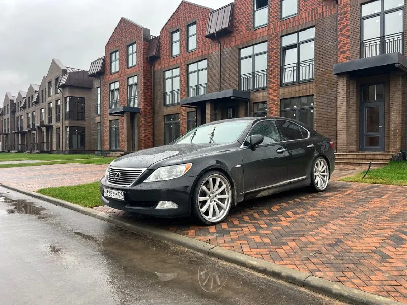 В продаже lexus ls460 2007 г. в. · объем 4.6 литра (v8), задний привод. · пневмоподвеска. · контроли... - фотография