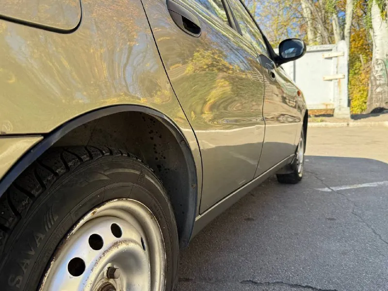 Продаю daewoo lanos 2005 года выпуска.190.000 родного пробега.1 собственник. птс оригинал. газ/бензин техника без нареканий. 1.6 16v обслужен, работает идеально, коробка без хрустов и вылетов. ходовая часть на отлично. кузов не гнилой. все силовые агрегаты целые(пороги, днище, стаканы, лонжероны) евро 4 узаконенное! гидроусилитель, сенсорный магнитофон, стеклоподьеники юридически чистый автомобиль, переоформление без проблем! донецк 265.000 рублей +79495097888 📲 tg: дешевые колеса 📞 звоните: +7(949)5097888 - фотография - 3