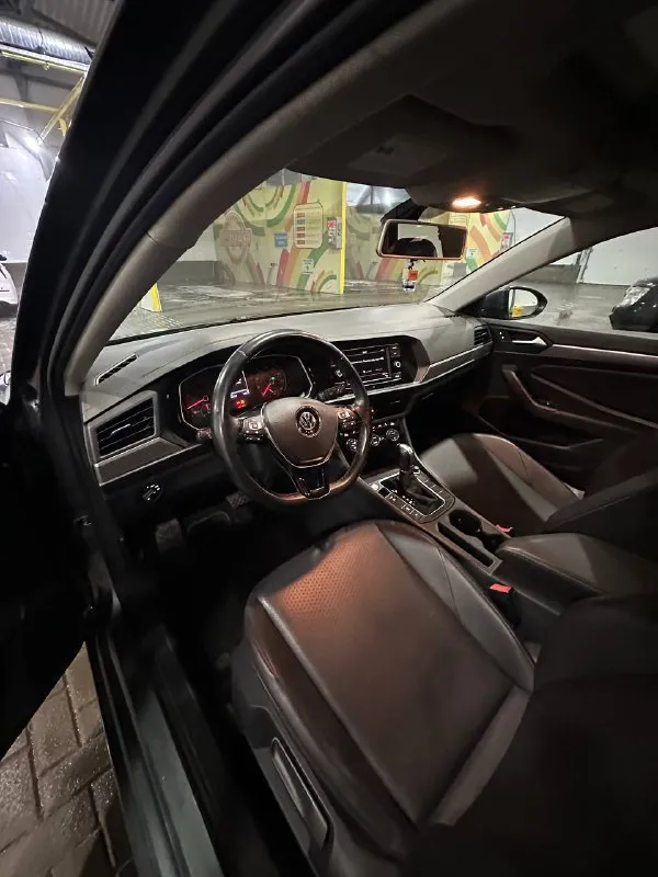 Продаю jetta 7 поколения в комплектации se.
Единственный владелец.
Автомобиль в отличном состоянии, полностью обслужен, вложений не требует.
Год выпуска: 2019
Двигатель: 1.4 tsi (147 л/с)
Кпп: автомат, 8-ми ступенчатый.
Пробег: 112000 км
Владельцев: 1
Новая летняя резина + новая зимняя в подарок
Цвет: серый металлик

Особенности комплектации se:
Датчики света и дождя
Двухзонный климат-контроль
Круиз-контроль
Подогрев сидений
Легкосплавные диски
Мультимедиа с bluetooth и carplay
Камера
✔ Регулярное то, только качественные расходники
✔ Ухоженный салон, чистая история эксплуатации

Цена: 1.800₽, торг
Отчет автотеки отправлю бесплатно
Таганрог, 89518377302, игорь - фотография - 7