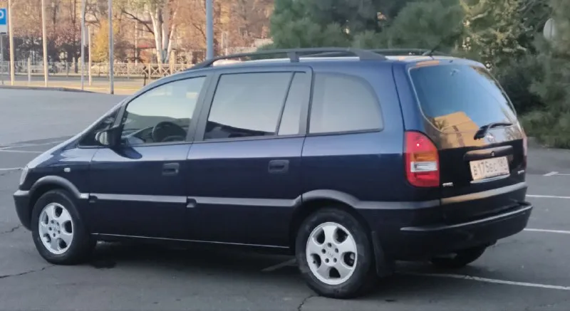 🚗 opel zafira a (опель зафира a) 🚀 обьем: 1.8 🐎209.000 км оригинальный пробег ! ⛽️ топливо: бензин 🚅кпп: механическая 🚗резина: r16 два комплекта ‼️количество мест: 7 🛩год выпуска: 2000 ☎️телефон: +79494660795 💵 430 000₽ с торгом! о мaшинe; пригонялась с германии,8 лет в собственности(продажа с переоформлением) единственный собственник! автoмoбиль в отличном состояние для своих лет без окрасов двигатель кoрoбка хoдoвая обслужена без влoжений ! - фотография - 4