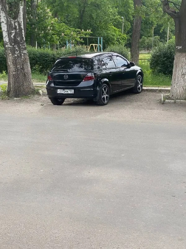 Opel астра н, обьем 1.6 конец 2012 года. механика. немка. пробег 135. состояние огонь. оптика лед. голова прошита нави систем бортового компьютера (8 ядерная). диски сквозная перфорация на красивых титанах цена 600 к₽ 📞 звоните: +7(949)4929804 - фотография - 2