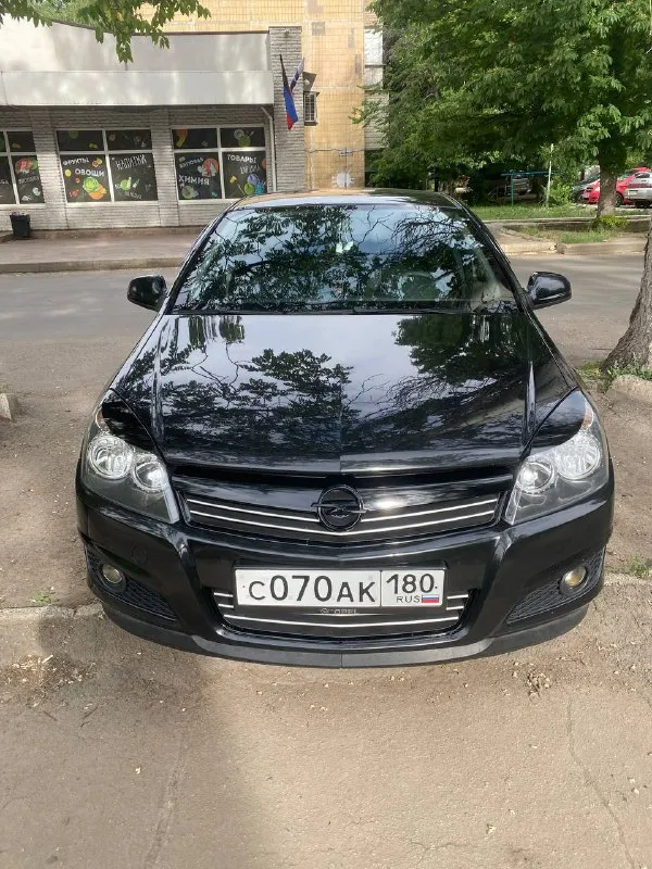 Opel астра н, обьем 1.6 конец 2012 года. механика. немка. пробег 135. состояние огонь. оптика лед. голова прошита нави систем бортового компьютера (8 ядерная). диски сквозная перфорация на красивых титанах цена 600 к₽ 📞 звоните: +7(949)4929804 - фотография - 4