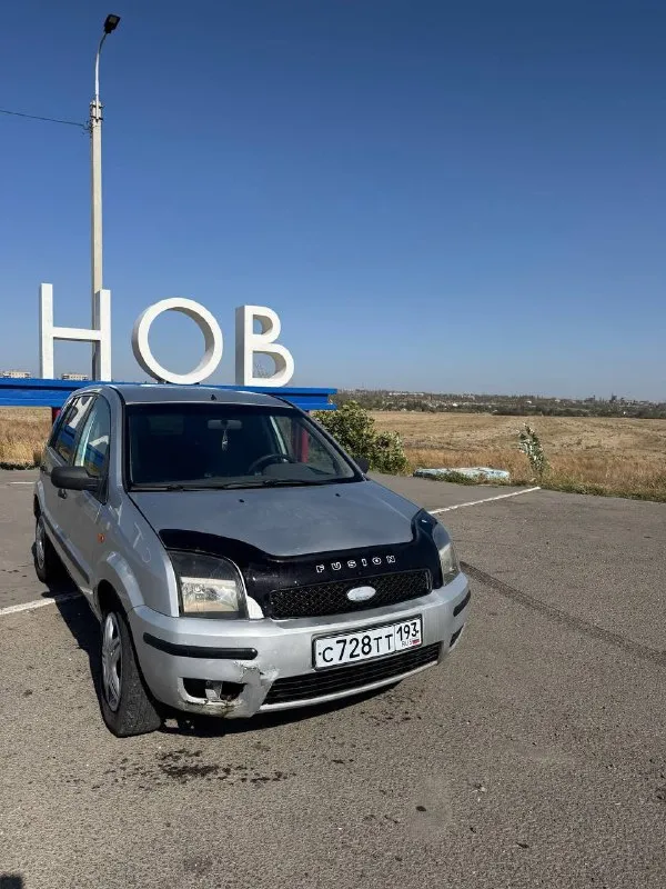Продам ford фьюжн в хорошем состоянии. 2004 года. сел поехал. двигатель очень экономный 1.4( масло н... - фотография