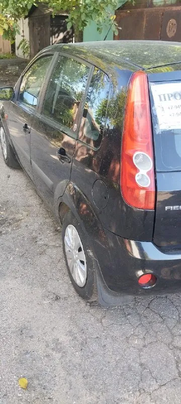 Продам ford фиеста. в отличном состоянии. 2007г. пробег 220. объем 1.6. в максимальной комплектации. всë работает. ходовая в идеале. ничего не стучит, не гремит. + зимние колеса на литых дисках. цена 410 тыс. хороший торг реальному покупателю. документы чистые. тел: +7 949 406 11 79 📲 tg: сергей 📞 звоните: +7(949)4061179 - фотография - 4