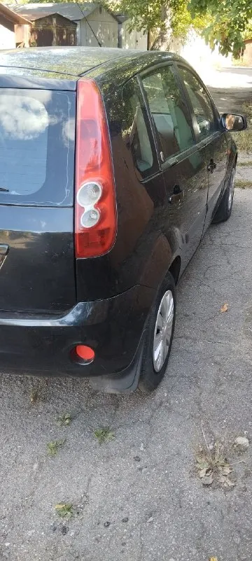 Продам ford фиеста. в отличном состоянии. 2007г. пробег 220. объем 1.6. в максимальной комплектации. всë работает. ходовая в идеале. ничего не стучит, не гремит. + зимние колеса на литых дисках. цена 410 тыс. хороший торг реальному покупателю. документы чистые. тел: +7 949 406 11 79 📲 tg: сергей 📞 звоните: +7(949)4061179 - фотография - 7