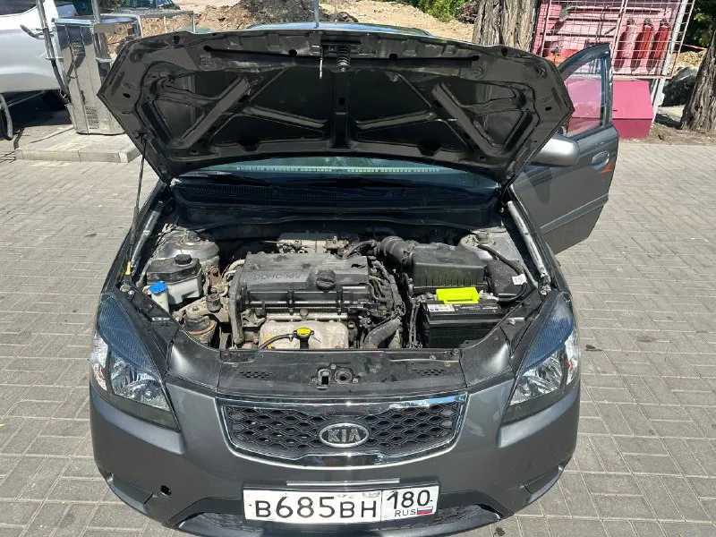 Продам kia rio 2010,мотор 1.4 работает как часики, коробка 5-ти ступенчатая переключает идеально, по... - фотография