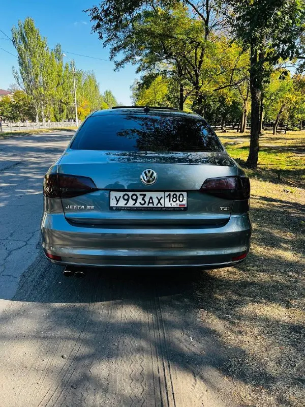 Olkswagen jetta 2017 год 🇩🇪 ( в шикарном состоянии)
157 Тыс. Км родного пробег.
1 Владелец.
1.4 Турбо, автомат (айсин). Масло менялось по регламенту, коробка в идеальном состоянии.
-Круиз контроль.
-Подогрев сидений.
-Слепые зоны.
-Бесключевой доступ.
-Старт/стоп запуск с кнопки.
- Система кар плэй, хорошая мультимедиа.
-Просторный кожаный салон.
-Люк.
- Установленный качественный дорогой свет.
Два комплекта дорогой резины зима/лето.
Заменены все фильтра, жидкости, машина готова к продаже!
Шахтёрск
Вопросы по телефону :
+7 (949) 465-86-10
+7 (949) 701-37-45
📞 Звоните: +7(949)4658610 - фотография - 4
