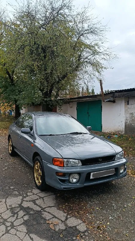 Продам легендарный автомобиль, японский ваз)) - subaru impreza gc 1998г. в. 1.6л, постоянный полный привод, атмосферный надёжный двигатель, капиталился 7 лет назад, установлен контрактный блок ej202, после ремонта прошёл 50тыс. км. во владении 7 лет, за которые в автомобиль вложено большое количество времени и денег!! 💵💶💷 кузов полностью восстанавливался, переварены пороги и арки, перекрас с полным разбором, покрашен в красивый современный цвет audi nardo grey🤩 установлено газовое оборудование евро4🍀 расход 10-11литров по технике всё следилось и вовремя менялось, сайлент-блоки, подрамник, установлены задние дисковые тормоза, новые стойки в круг kayaba, новый аккумулятор, вся оптика оригинал-контракт, в фарах стоят bi-led, в общем можно много перечислять. .. продажа в связи с покупкой нового проекта на турбомоторе! 🐌 переоформление в мрэо, помощь в постановке на учёт! цена 450т. руб. макеевка. 📞+79493943324 📞+79494542921 📞 звоните: +7(949)3943324 - фотография - 2