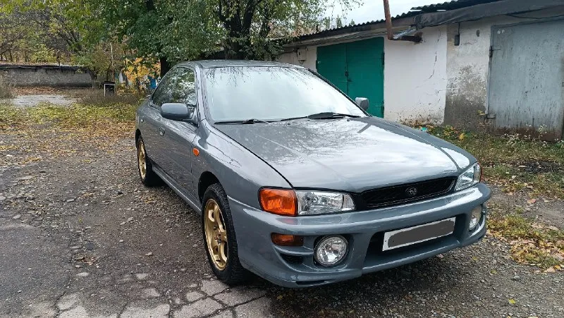 Продам легендарный автомобиль, японский ваз)) - subaru impreza gc 1998г. в. 1.6л, постоянный полный привод, атмосферный надёжный двигатель, капиталился 7 лет назад, установлен контрактный блок ej202, после ремонта прошёл 50тыс. км. во владении 7 лет, за которые в автомобиль вложено большое количество времени и денег!! 💵💶💷 кузов полностью восстанавливался, переварены пороги и арки, перекрас с полным разбором, покрашен в красивый современный цвет audi nardo grey🤩 установлено газовое оборудование евро4🍀 расход 10-11литров по технике всё следилось и вовремя менялось, сайлент-блоки, подрамник, установлены задние дисковые тормоза, новые стойки в круг kayaba, новый аккумулятор, вся оптика оригинал-контракт, в фарах стоят bi-led, в общем можно много перечислять. .. продажа в связи с покупкой нового проекта на турбомоторе! 🐌 переоформление в мрэо, помощь в постановке на учёт! цена 450т. руб. макеевка. 📞+79493943324 📞+79494542921 📞 звоните: +7(949)3943324 - фотография - 3