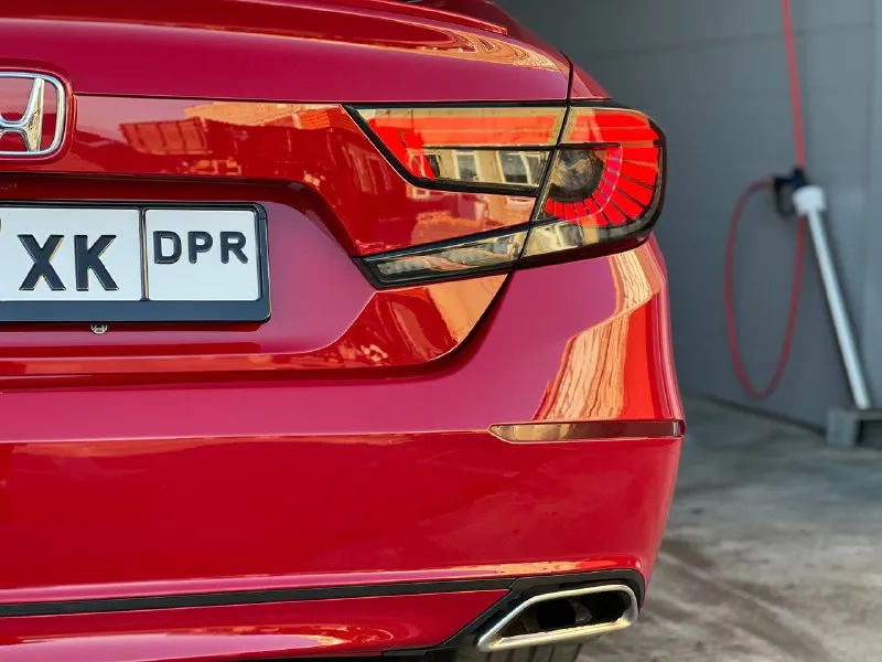 Продам honda accord x 2.0 в идеальном состоянии. родной пробег, установлены тормоза jbt, качественная акустика, японская магнитола teyes, дорогой приятный выхлоп с породистым звуком, машина полностью затянута в бронепленку. состояние нового автомобиля. использовался как автомобиль выходного дня. автозапуск, подогревы, вентиляции сидений, камеры 360 высококачественные и многие другие функции, за автомобиль не стыдно, с продажей не тороплюсь. цена: 4.000.000. +79493193242 - фотография - 7